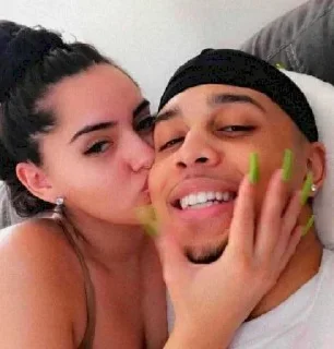 Sticker Cuddles 2 💜 @cutelovestickers - 0