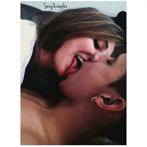 Sticker Kisses and Girls @stickerus - 4