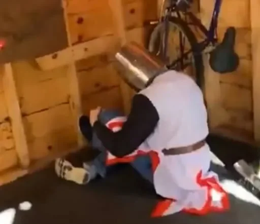 Стикер Knightify - 1