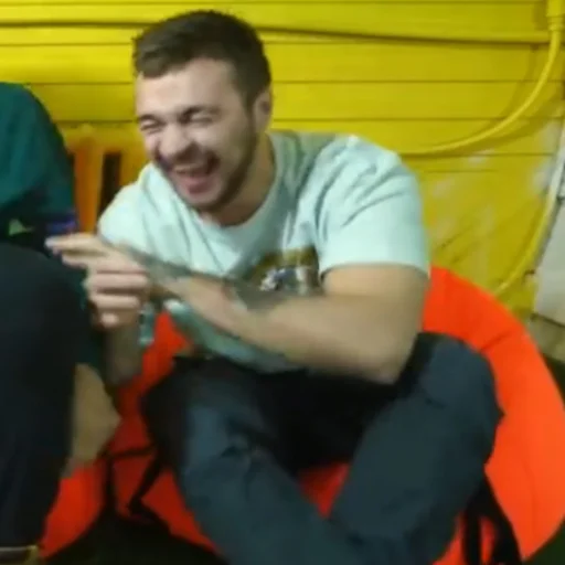 Стикер Дюшес - 9