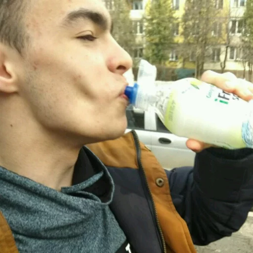 Человек напиток человеческое лицо