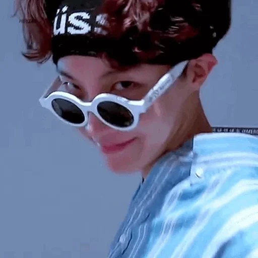 Человек очки человеческое лицо