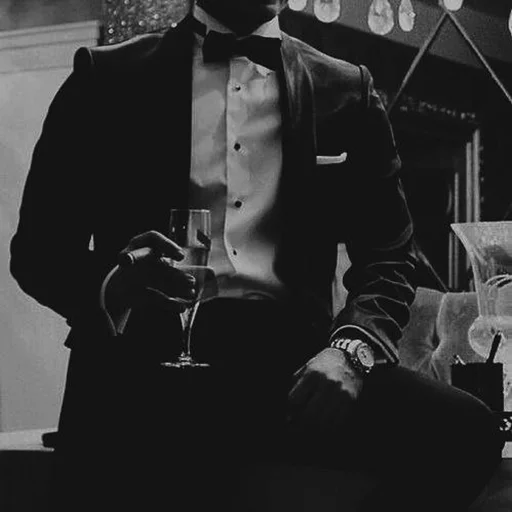 DaddyKink; @KroleBDSM - person