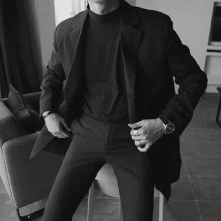 Человек одежда комнатный