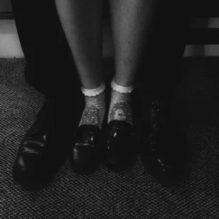 черно-белый Человек туфля