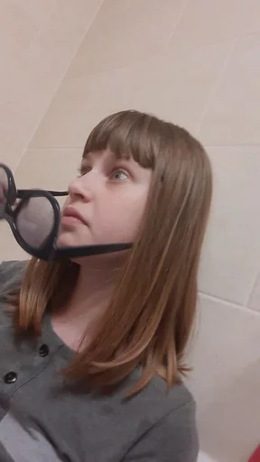 Человек одежда стена