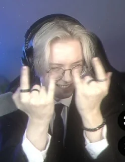 Sticker а що? @TgEmodziBot - 0