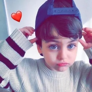 ??? ???? ?? ???|@LVVV8 - person