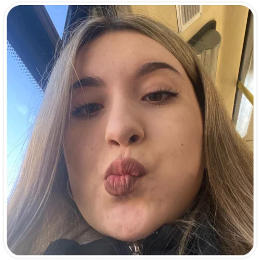 Лооолл - person