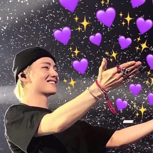 BTS⁷°.• ( @Bulletproof_BTS) - Человек