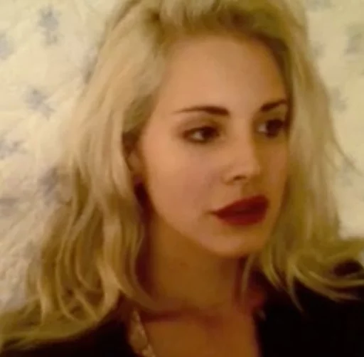 Стикер @LanaDelReyBR reactions - 10