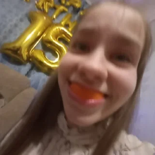 Стикер крутые девчонки😜 - 3