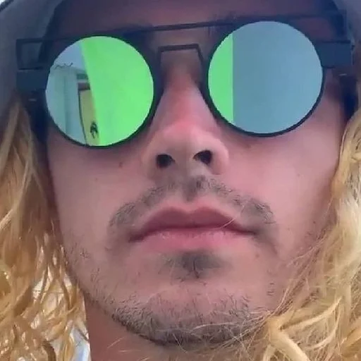 selfie spectacles human face