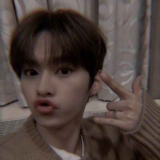 Sticker Lee know @stikergummy - 2