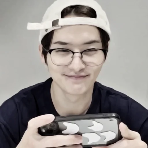 `°𝘭𝘦𝘦 𝘬𝘯𝘰𝘸. autor: @kop1rty - 