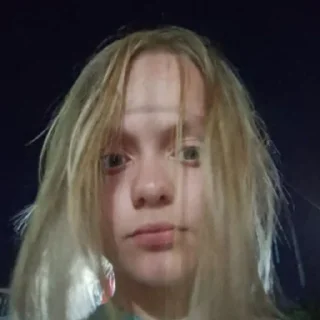 Стикер Живая легенда - 1