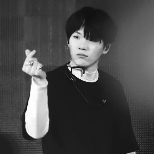 Sticker yoongi.heart by @sofaraway_sg :: @fStikBot - 3