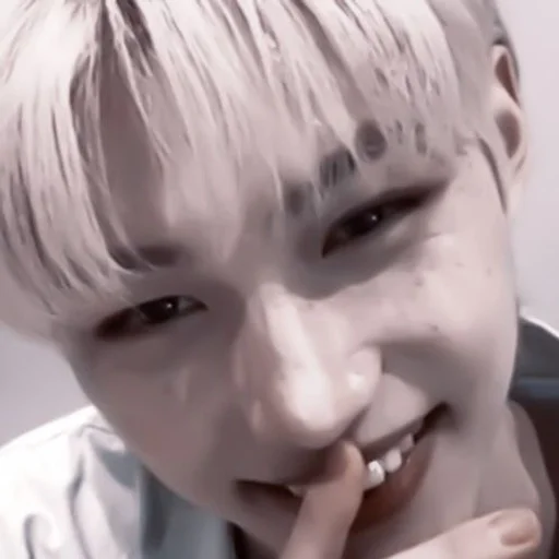 Человек человеческое лицо щека