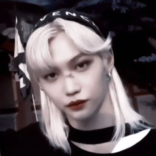 человеческое лицо губа манекен