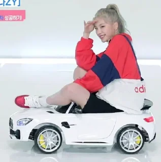 Стикер ❣️Йеджи❣️ - 1