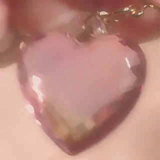 Стикер Love by @offstikbot - 3