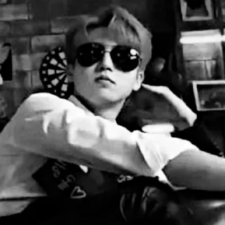 Стикер Hgjsusbc - 2