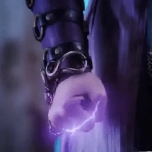 фиолетовый пурпурный свет