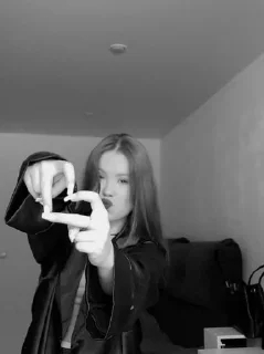 Sticker FEIKHH • @sticbot - 1