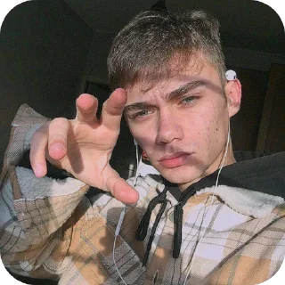 Стикер M A R A T - 3