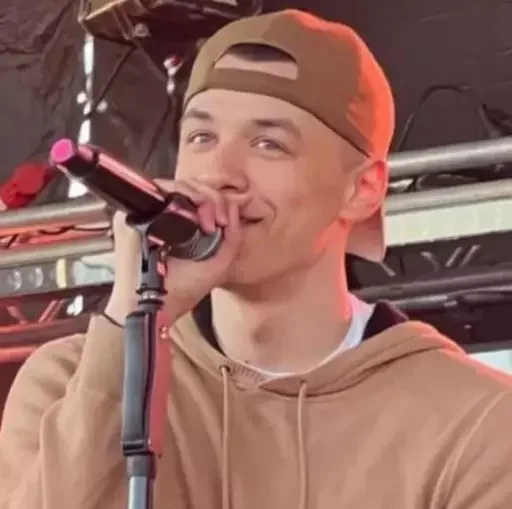 Стикер Macaanchikkk - 1