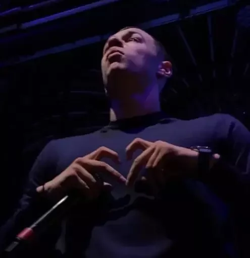 Sticker Macaanchikkk - 1