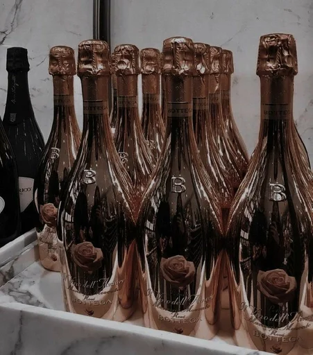 стеклянная бутылка комнатный пить