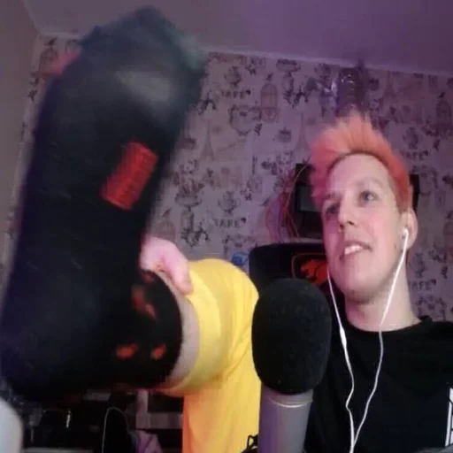 Человек комнатный человеческое лицо