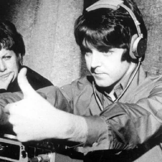 Sticker Пол Макаки - 3