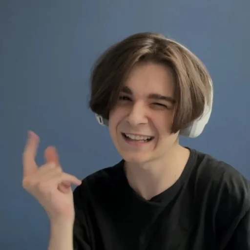 Sticker McMaks32 - 1