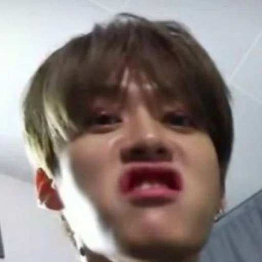 Человек губа человеческое лицо