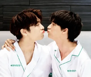 Sticker @WithBTS MewGulf TharnType - 0