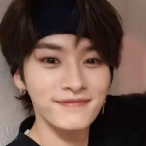 LEE MINHO STRAY KIDS - 