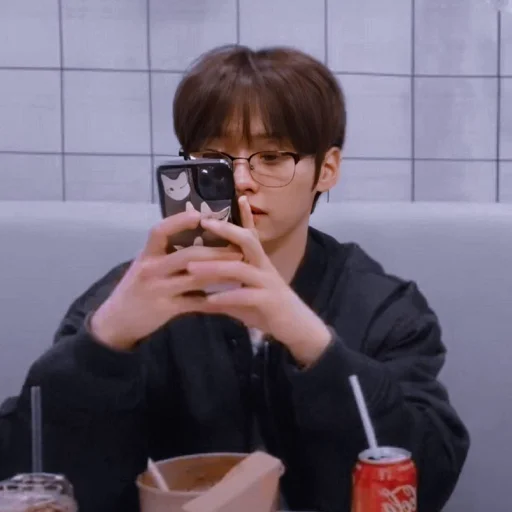 Стикер Минхо - 8