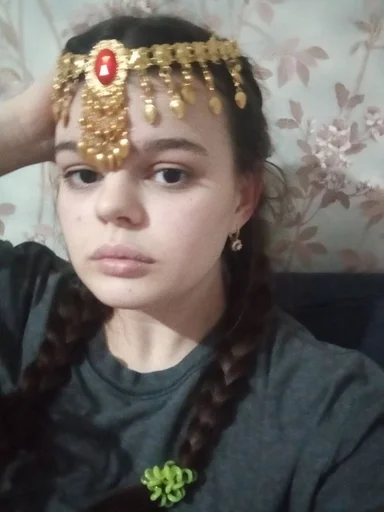 Человек человеческое лицо модный аксессуар