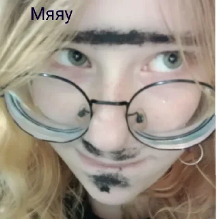 Sticker Кароч 3 шлюх...да - 0