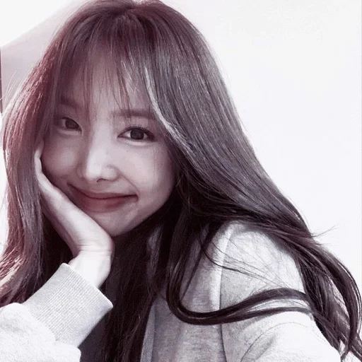 Стикер [🏯] Nayeon @fancamstanf :: @fStikBot - 7