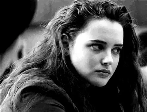 Стикер @hamidgaforii ! @h_lovee 👈🏿دخترونه - 5