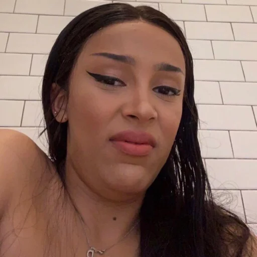 Стикер NickiChile - 1