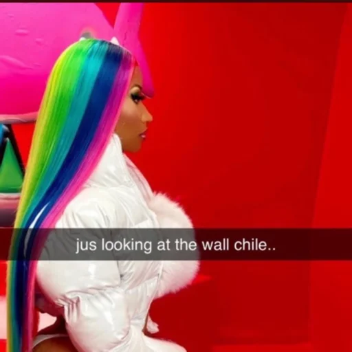 Стикер NickiChile - 1