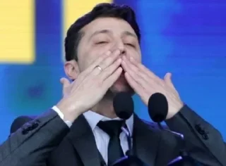 Стикер Стикеры тут 👉 @Femoji - 5