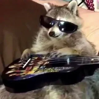 Стикер Стикеры тут 👉 @Femoji - 3