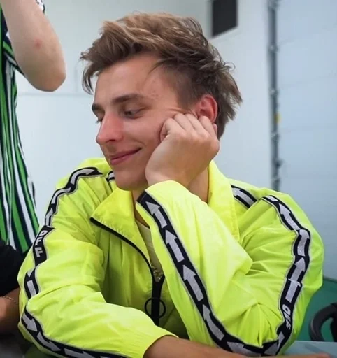 Человек человеческое лицо одежда