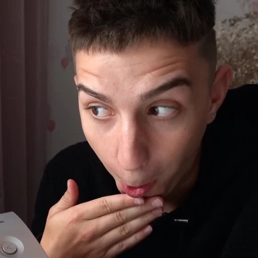 Человек комнатный человеческое лицо