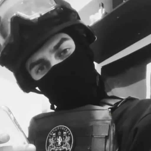 Стикер omon_ru - 10